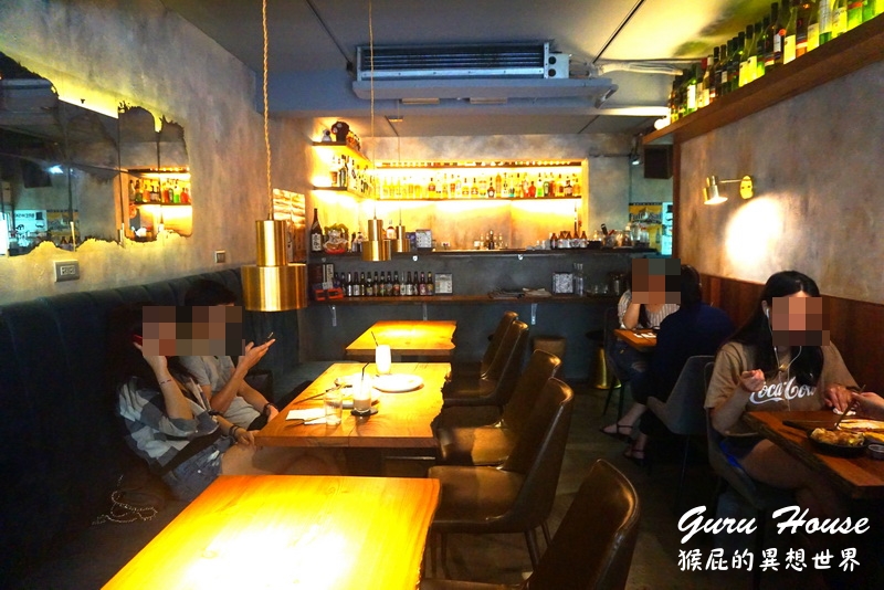 GURU HOUSE 中山店｜鐵鍋蛋餅超可愛，中山站人氣早午餐，有WIFI與插座 @猴屁的異想世界