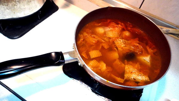 青禾幸福鍋物｜團購美食推薦，在家就可以吃到韓式泡菜鍋、酸菜白肉鍋 @猴屁的異想世界