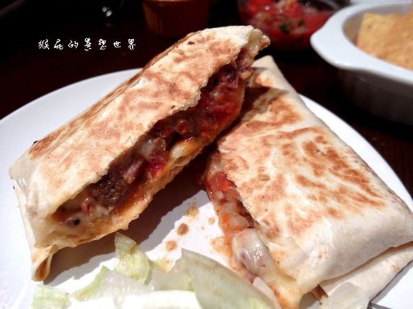 LIBRE Burrito｜台北車站特色墨西哥料理，悠閒下午茶好所在 @猴屁的異想世界