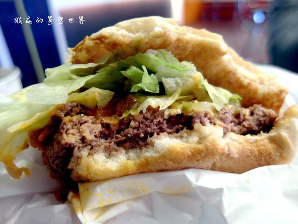 【台北三重】Burger Talks 淘客漢堡！好不好吃讓漢堡告訴你！