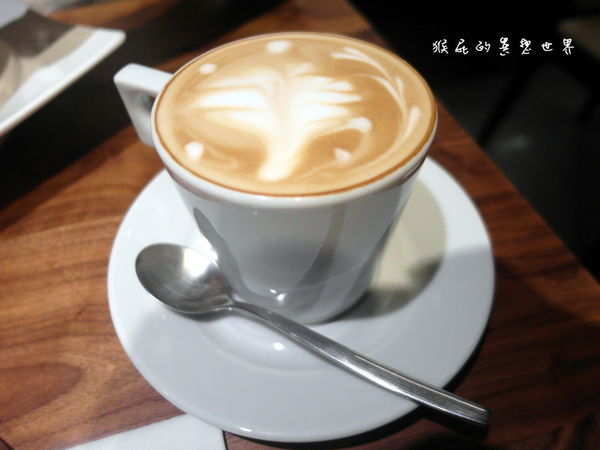 Hascafe瀚斯咖啡｜台北中山咖啡廳，很有設計感優質咖啡店，咖啡拉花很美 @猴屁的異想世界