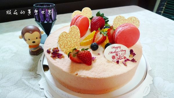 【台中西區】華麗又可愛粉色系母親節蛋糕！月之戀人讓你寵愛媽媽！