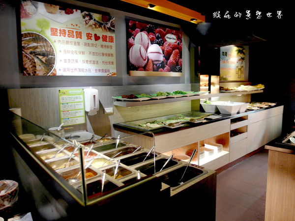 火龍島極品火鍋｜台北火鍋吃到飽，CP值超高海鮮超威麻辣鍋 @猴屁的異想世界