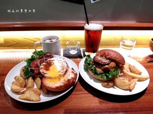 【台中西區】田樂一店For Farm Burger(102巷店)！食尚玩家推薦老房子裡的漢堡！