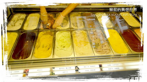 IOU Cafe｜台北永康街華麗冰品，思慕昔旗下新品牌，近捷運東門站美食 @猴屁的異想世界