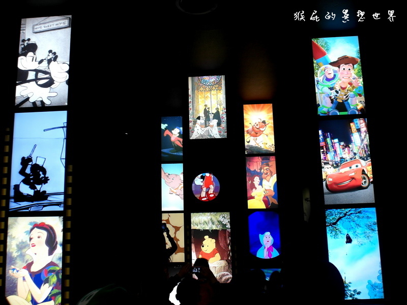 【台北旅遊】迪士尼90周年特展(松山)之毛怪、大眼仔好可愛 X BonBonHair俏麗染髮 @猴屁的異想世界
