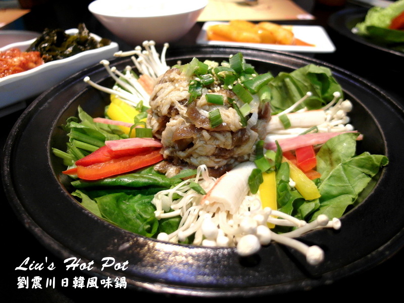 劉震川日韓風味鍋｜新莊好吃韓式料理，火烤兩吃結合中韓吃法，另類銅盤烤肉韓式火鍋 @猴屁的異想世界
