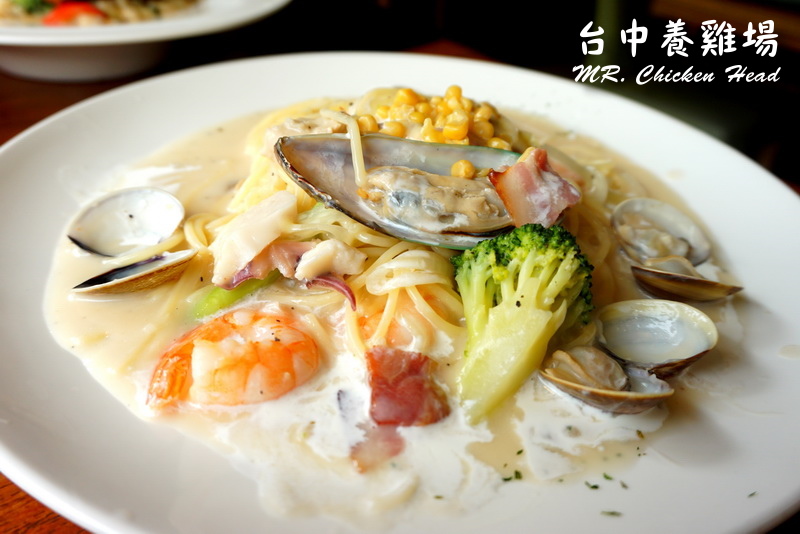 養機場一中店｜台中好吃義大利麵，CP值超高餐廳，平價大份量，麵包吃到飽 @猴屁的異想世界