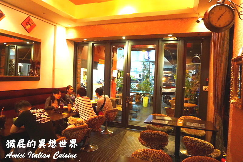阿米奇義式廚房｜台中精明一街巷弄美食，便宜又好吃的義大利麵、燉飯，有壽星優惠 @猴屁的異想世界