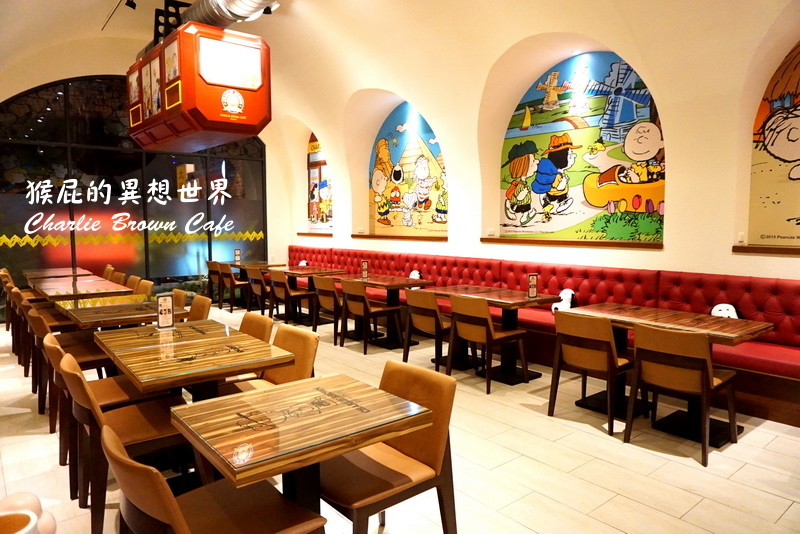 查理布朗咖啡｜台中史努比主題餐廳，環境優、適合聚餐，有當月壽星優惠 @猴屁的異想世界