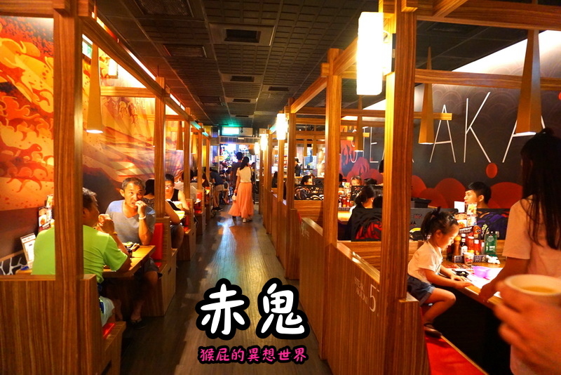 赤鬼牛排｜台中逢甲夜市人氣美食！從平價牛排變身質感牛排館，飲料濃湯喝到飽！ @猴屁的異想世界
