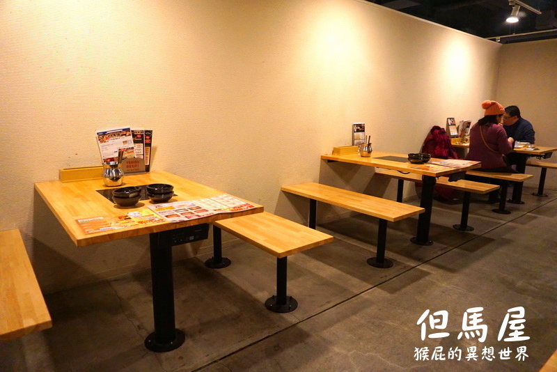 大阪但馬屋DX壽喜燒吃到飽｜日本壽喜燒吃到飽，主打和牛吃到飽，冰淇淋是哈根達斯CP值高 @猴屁的異想世界