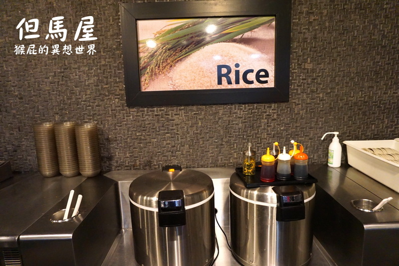 大阪但馬屋DX壽喜燒吃到飽｜日本壽喜燒吃到飽，主打和牛吃到飽，冰淇淋是哈根達斯CP值高 @猴屁的異想世界
